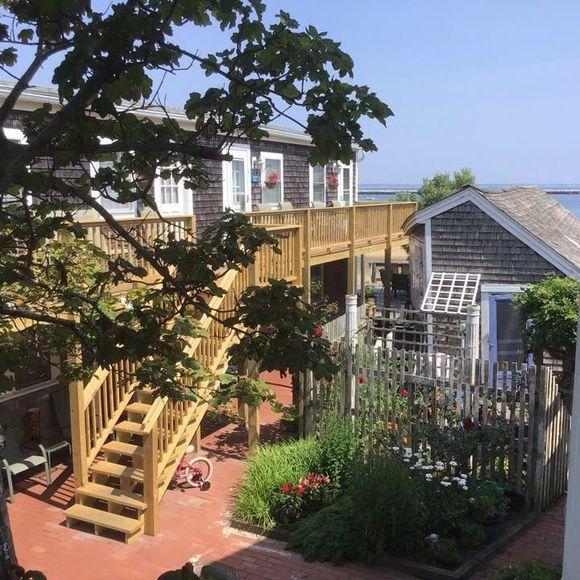 Meet your Posher, Kim - Picture 1 of 1